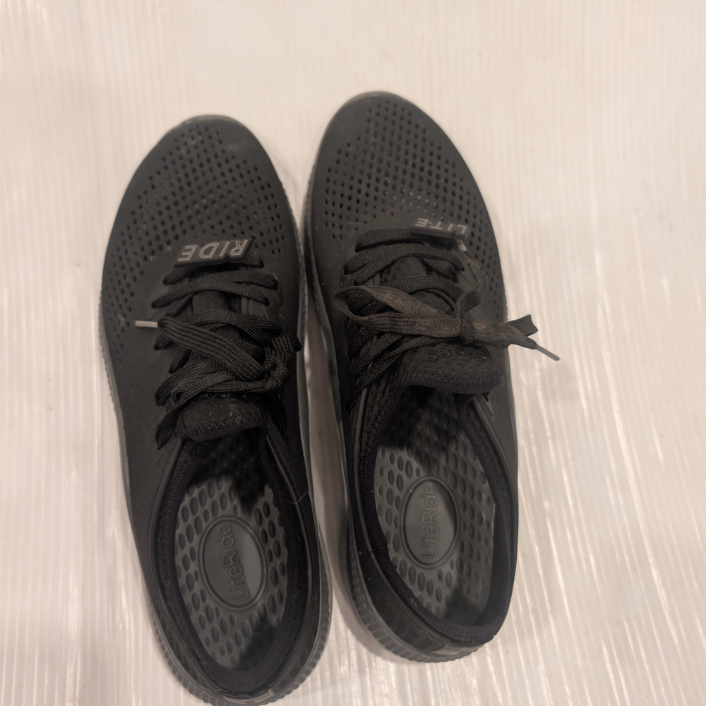 CROCS Men's Literide 360 Pacer Perforated Black Lace-up Sneakers Size 10 - Picture 5 of 10